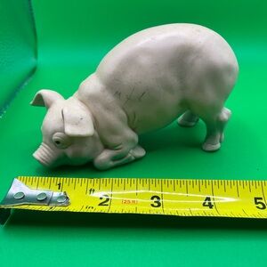 Vintage Katy Wise 1990 Kneeling Pig Figurine 5”